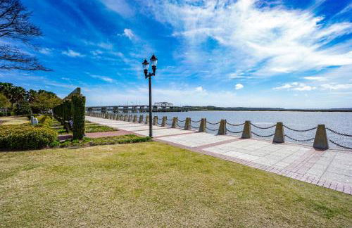 NEW LISTING! Views of Intracoastal Waterway - Sleep 4 - Foto 42