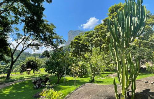 Chalés São João - a 500m da Cachoeira de Bom Jardim - com piscina - Foto 37