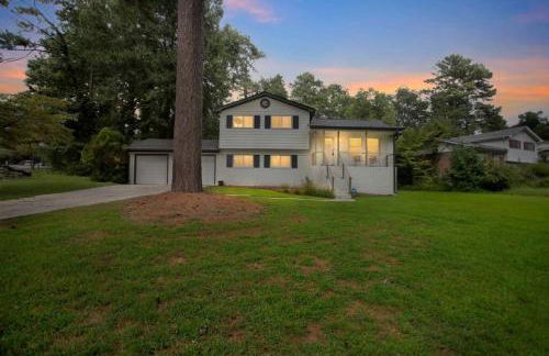 Cozy Cumberland ATL Home w Hot Tub - Foto 15