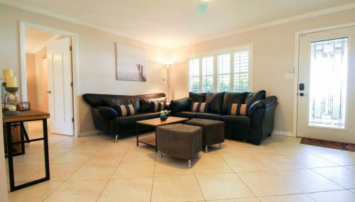 Charming 2 BR home minutes from Siesta Key beaches - Destination Paradise - Foto 3