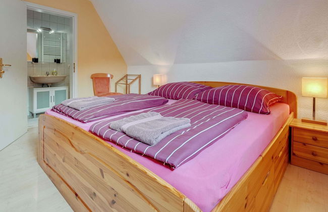 Stylish Apartment in Merschbach near Forest - Photo 3