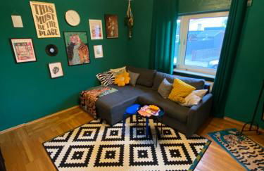 Schöne zentrale 2 Zimmer Wohnung - Foto 2