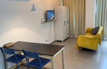 12 - ESTÚDIO CHARMOSO, Ar condicionado, Cozinha completa, Vaga de garagem - Foto 8