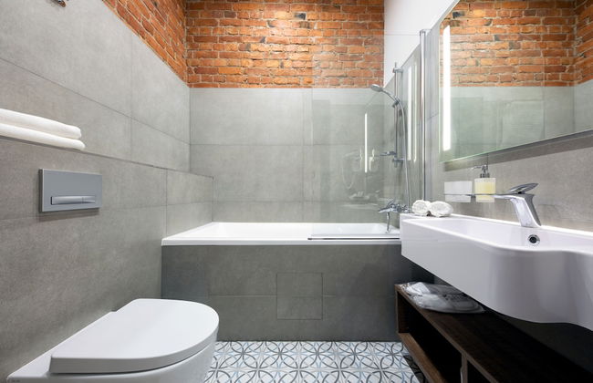 Underwood Art Room - Photo 54