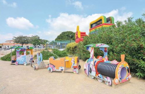 Gorgeous Apartment In Aigues-Mortes - Foto 28