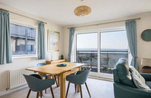 Island's Edge- Moments from Hamworthy Beach and Park - Photo 2