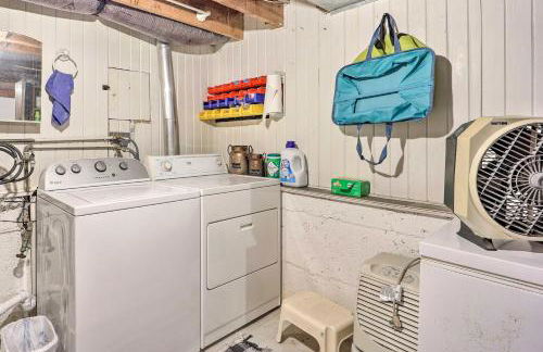 Lake-View Home with Deck and Gas Grill in Bernice! - Foto 29