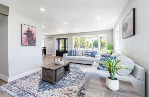 Private 4BR Estate on 11 acres, Game Room, Near Hospitals & Casino - Foto 8