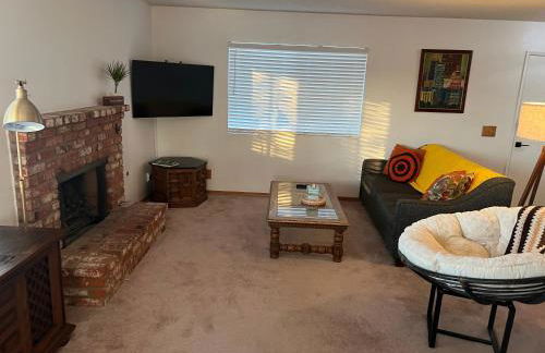 Quaint Vintage Ranch Style 4BedRoom 2Bath Sleeps 10 - Foto 17