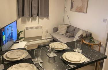2 bedrooms apartment next to Arndale Shopping - Foto 1