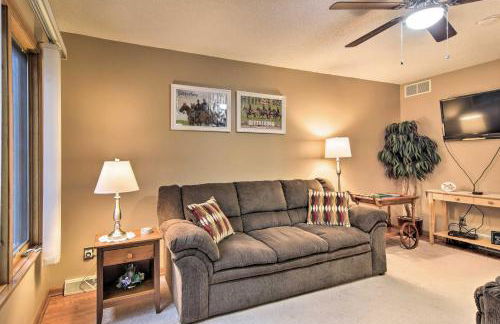 Serene Orchard Park Apartment Large Yard and Patio! - Foto 4