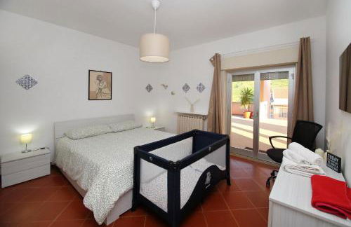 Attico vista mare con terrazza e spa riscaldata - Foto 17