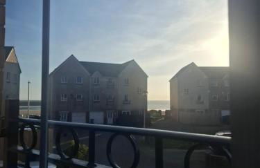 Sea Escape The Tardiis Beachfront location Aberavon beach Sea Views Driveway parking - Foto 48
