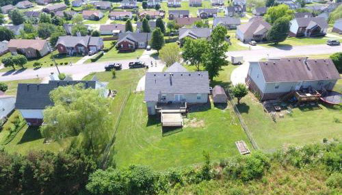 20 mins to Nashville, fenced yard included - Foto 3