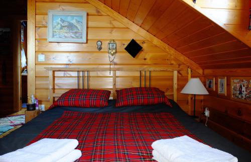 Vytina log house - Photo 26