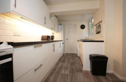 Blagdon Park By N And N Stays Ltd, Perfect for Contractors and Workers, Transport links 10 mins to City Centre, Free on Street Parking, Fast Wifi - Photo 8