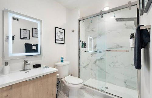 1 Bed 1 Bath BrandNew-Near Downtown&Baylor Medical - Foto 13