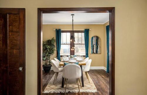 10 Mins To The Big House and Sleeps Up To 10 Guests - Foto 36