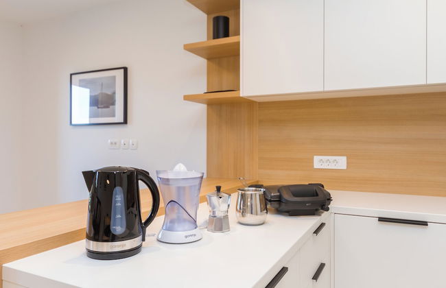 Premium Sea Side Marina Apartment 310 - Photo 7