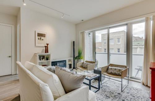 Sheridan Park Stunner! No Matter if You Are in Town for Business or Fun This Property Has You Covered apts - Photo 7