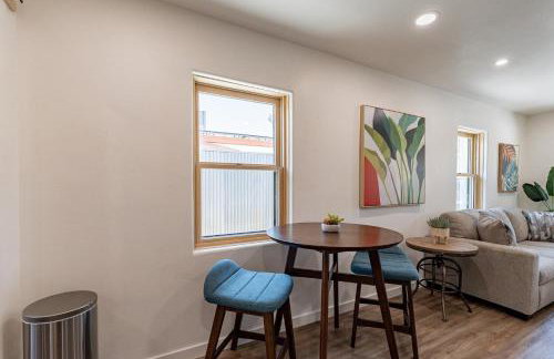 Downtown Bungalow -Duplex - EV Charger - Foto 46