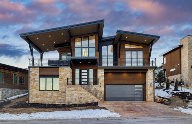 Mins to Deer Valley Lift Firepit, Game Room, Views, 5bdr Orion by Avantstay - Photo 44