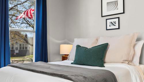 4 Bedroom Bungalow in the - Heart of Metro Detroit - Foto 5