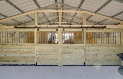 Beach Bay Pony Place with Ponies 1 Mi to Water! - Foto 29