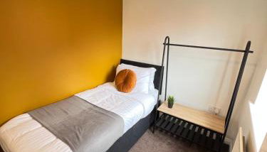 Spacious 3-Bedroom house with 5 beds and sofa-bed - Foto 5