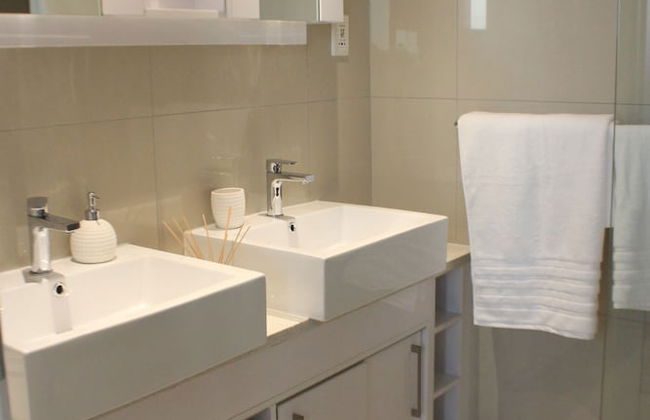 Tower Bliss Studio Apartment - Foto 22