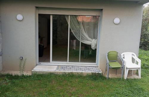 Studio dans une résidence sécurisée et calme avec place de parking - Foto 10