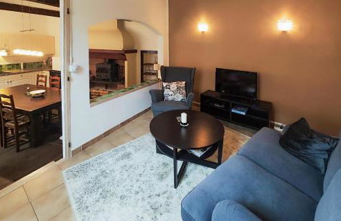 2 Bedroom Amazing Home In Servian - Foto 12