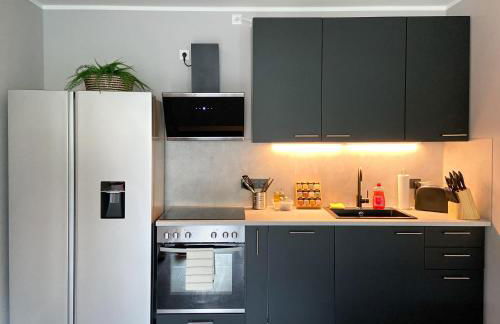 MiCasa OL - Modernes Apartment in City Bestlage - Küche - WLAN - Balkon - Fugenloses Bad - Photo 17