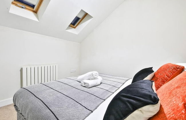 Whitchurch Place 2 Bed Flat in Cardiff - Foto 2