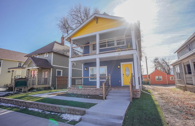 Trendy Urban Neighborhood & Dog-friendly Downtown - Photo 18