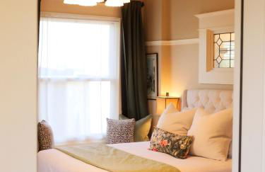 RedTail Inn - 3 Suites Sleeps up to 12 - Foto 39