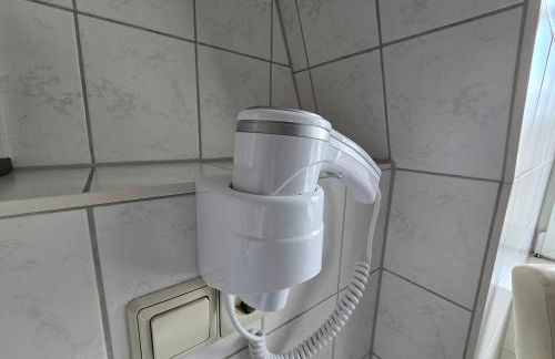 FERIENWOHNUNG 44m2 APARTMENT WOHNUNG im ZITTAUER STADTZENTRUM INNENSTADT INNENRING TOP LAGE MARKT UND RATHAUS NÄHE - Foto 7