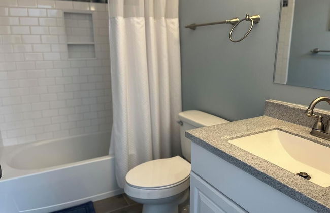 Bellevue Street 4 #6 - Photo 15