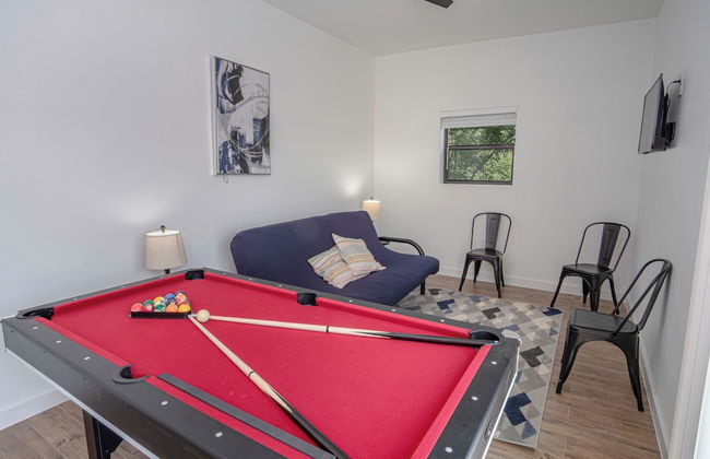 Gorgeous 3 BR 2 BA Near Amazing Downtown - Photo 12