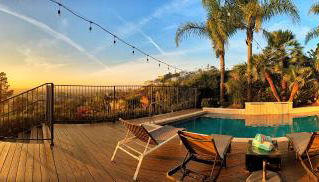 Panorama Tropical Resort & Spa with Sunset City View - Foto 2