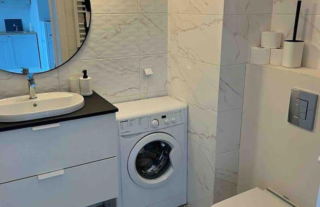 1-bed Top Floor Apartment in Warszawa - Foto 10