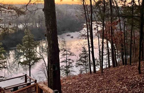 Just the Two of Us RIVER FRONT Luxury Cabin - Foto 5