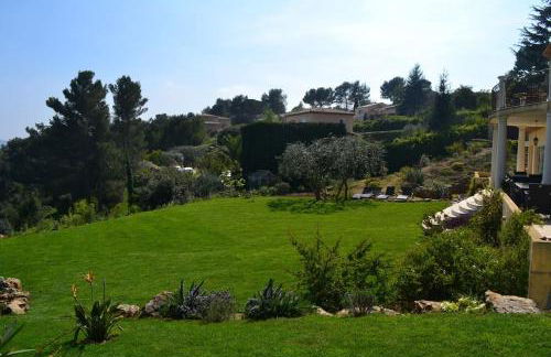 Villa Grasse vue mer exceptionnelle 8P piscine intérieure - Foto 21