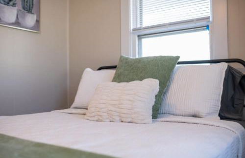 Charming 2 bed 1 bath home near College Hill - Foto 26