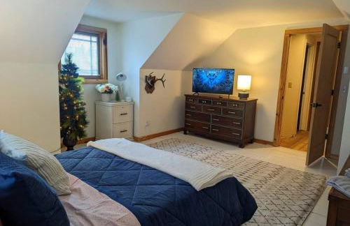 Seasonal Bliss Ski-Hike-Relax - Photo 11