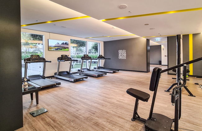 Fancy Apartment With Mesmerizing Canal Views - Photo 45