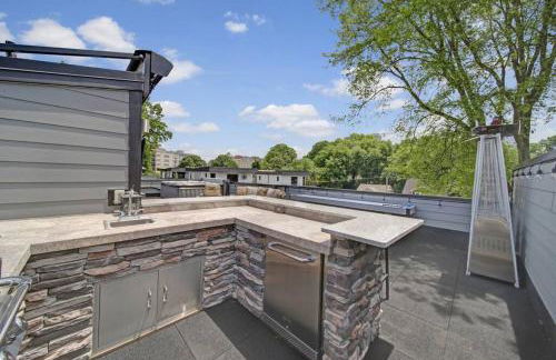 City Views - Walking Distance to Panthers Stadium - Photo 47