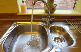 Paget Cottage a cosy and comfy 2 bedroom cottage with parking to the rear and a short drive from Cannock town centre - Foto 39