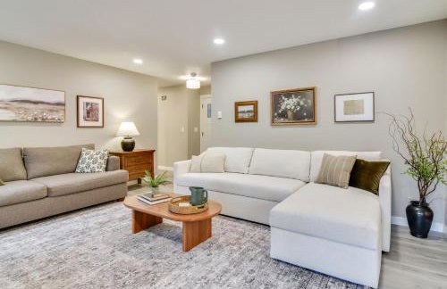 Peace and Serenity in Gresham! Sleek Home with Yard - Photo 5