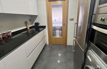 Apartamento céntrico con terraza EBI02919 - Foto 10